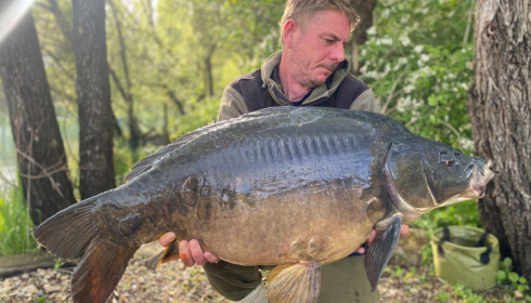 A 40 lb carp from Sky Lake, Richard Payne, May 2023