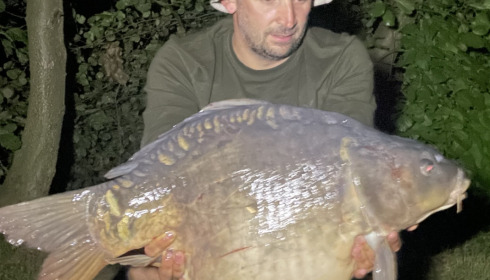 A 32 lb fish from Sky Lake, First fish, white bottom bait, Jul 2023