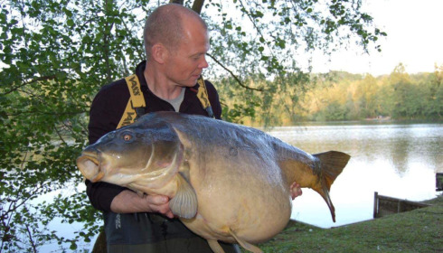 A 76 lb 8 oz carp from Sky Lake, Steve, Jun 2022