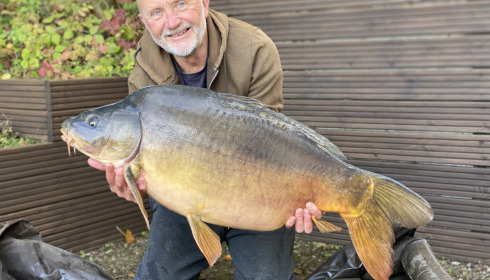 A 42 lb carp from Sky Lake, Steve heath, Oct 2022