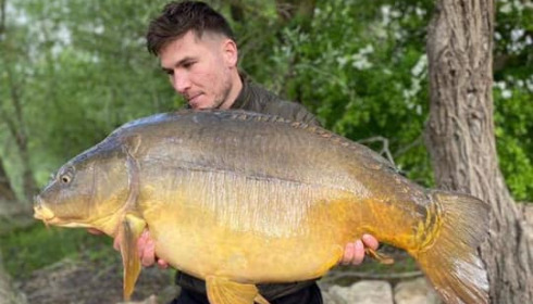 A 48 lb carp from Sky Lake, Aug 2021