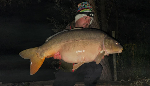 A carp from Sky Lake, Sep 2022