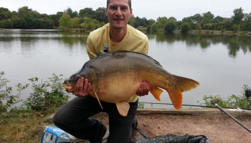 A 39 lb 10 oz carp from Villefond, Sep 2012