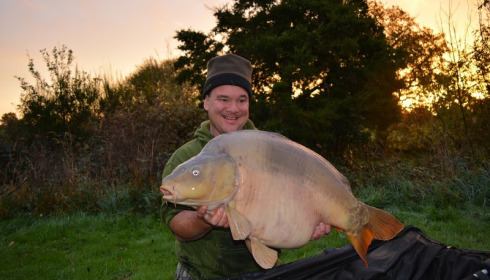 A 44 lb 8 oz carp from Villefond, Nov 2014