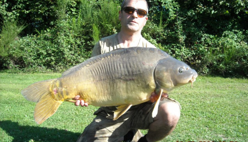 A 35 lb carp from Villefond, Sep 2014