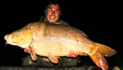 A 38 lb carp from Villefond, Jul 2017
