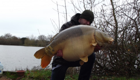 A 44 lb 10 oz carp from Villefond, Mark Lambert with "son of Max", Jan 2014