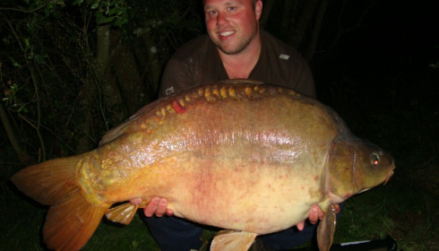 A 41 lb 14 oz carp from Villefond, measles spwaned out, Jun 2015