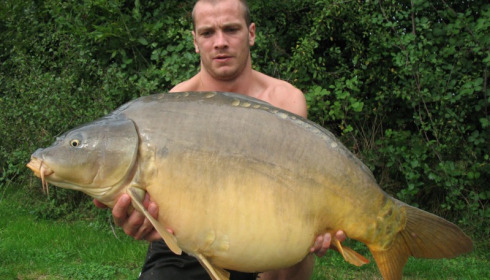 A 37 lb 11 oz carp from Villefond, Sep 2013