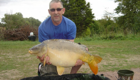 A 35 lb 6 oz carp from Villefond, Sep 2011