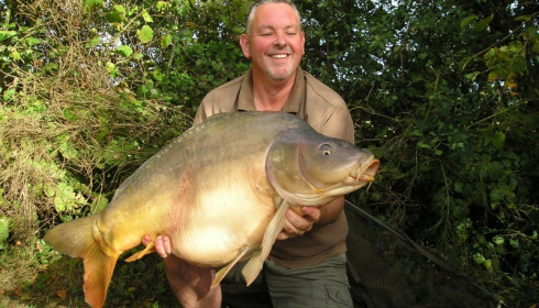 A 45 lb 6 oz carp from Villefond, Dave Gifford, Sep 2011