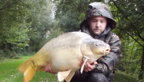 A 35 lb 12 oz carp from Villefond, Oct 2012