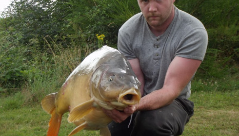 A 46 lb carp from Villefond, Mark Lambert with Bennetts well spawned out!, Jul 2012