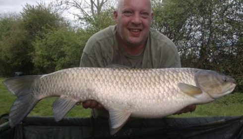 A 21 lb grass carp from Villefond, Apr 2014