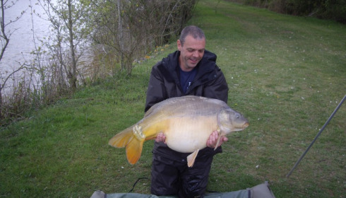 A 43 lb 10 oz carp from Villefond, Apr 2012
