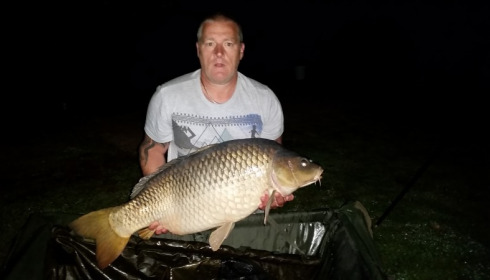 A 41 lb 4 oz carp from Villefond, Sep 2014