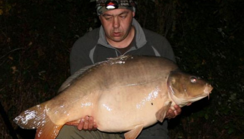 A 38 lb 8 oz carp from Villefond, Sep 2010