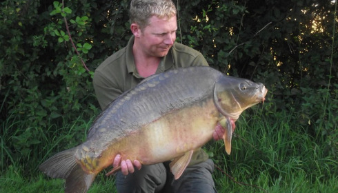 A 32 lb 12 oz carp from Villefond, Sep 2014