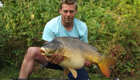 A 40 lb 8 oz carp from Villefond, Jul 2013