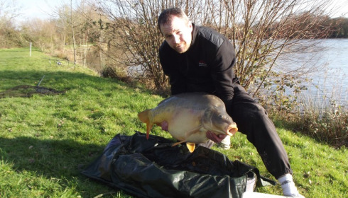 A 41 lb carp from Villefond, mark lambert, Jan 2012