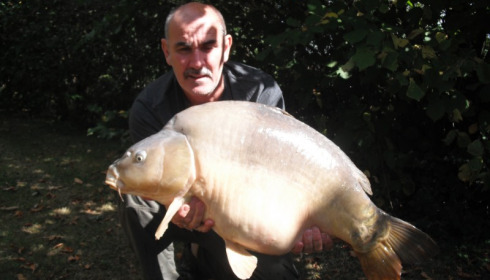 A 39 lb 4 oz carp from Villefond, Spawned out son of Max, Sep 2014