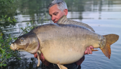 A 53 lb fish from Villefond, Mirror, Apr 2022