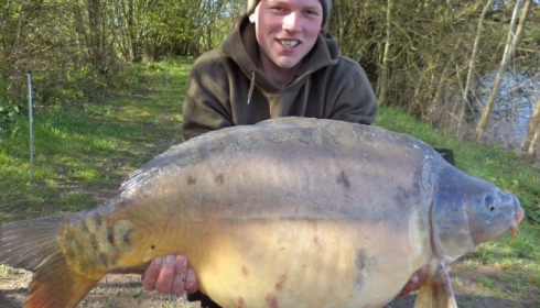 A 31 lb 4 oz carp from Villefond, Apr 2013