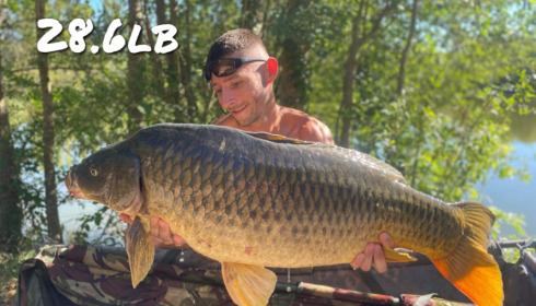 A 28 lb 6 oz carp from Villefond, Levi Jay, Aug 2022