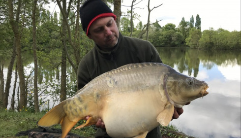 A 35 lb 2 oz carp from Villefond, Darren Brown, Apr 2019