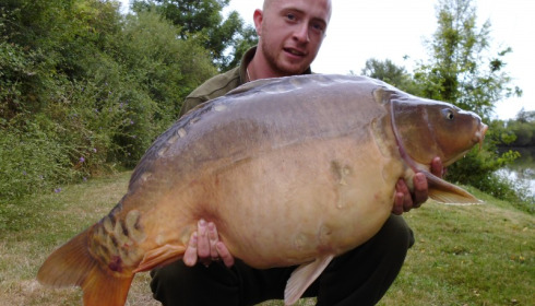 A 30 lb 1 oz carp from Villefond, Aug 2013
