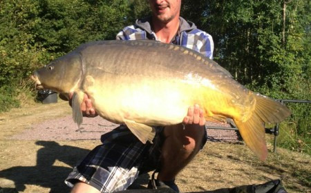 A 32 lb carp from Villefond, Aug 2013