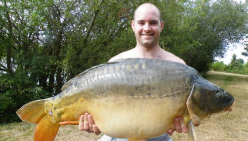 A 34 lb carp from Villefond, Aug 2010