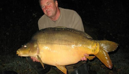 A 41 lb 12 oz carp from Villefond, Paul Cooper, Sep 2010