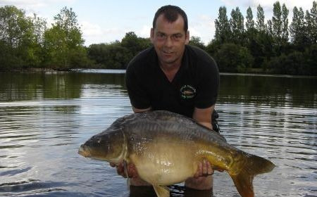 A 40 lb 1 oz carp from Villefond, Aug 2011