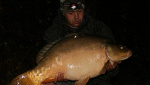 A 40 lb 10 oz carp from Villefond, Sep 2010