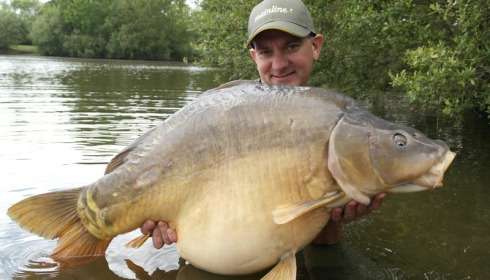 A 55 lb 2 oz carp from Villefond, May 2014