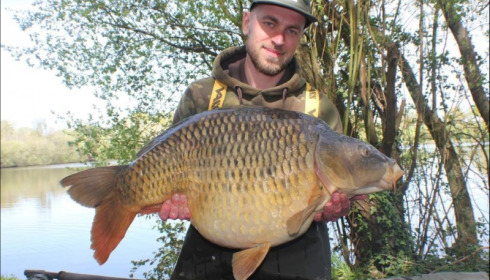 A 40 lb 4 oz carp from Villefond, Apr 2019
