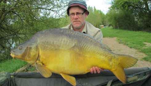 A 35 lb 1 oz carp from Villefond, Apr 2017
