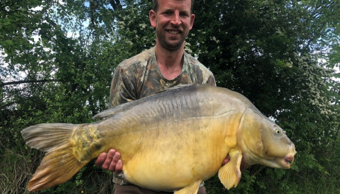 A 40 lb carp from Villefond, Mark Weston, Apr 2018