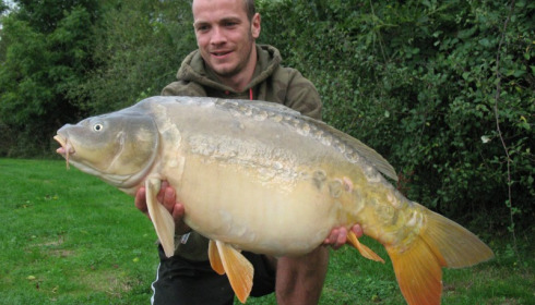 A 26 lb 7 oz carp from Villefond, Sep 2013