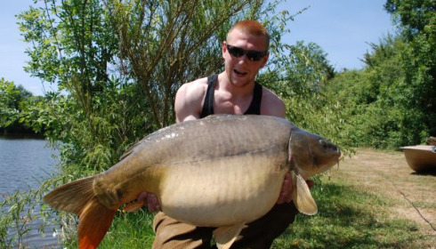 A 39 lb 9 oz carp from Villefond, May 2011