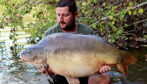 A 51 lb 2 oz carp from Villefond, Sep 2022