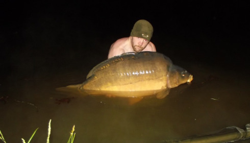 A 63 lb carp from Villefond, Arnold with fisheries manager Mark Lambert, May 2016