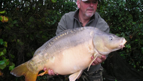 A 38 lb 7 oz carp from Villefond, Dave Gifford, Sep 2011