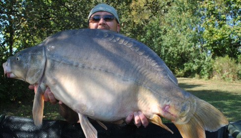A 33 lb 4 oz carp from Villefond, Oct 2014