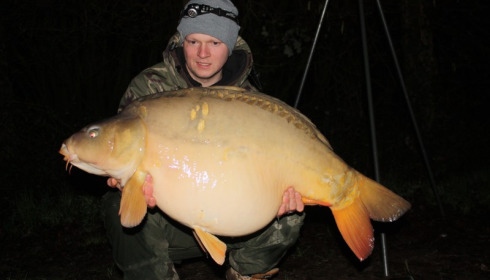 A 43 lb carp from Villefond, Rose the fish, Feb 2013