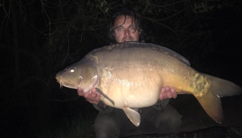 A 39 lb 2 oz carp from Villefond, Apr 2017