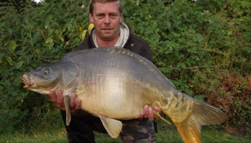 A 35 lb 8 oz carp from Villefond, Jul 2013