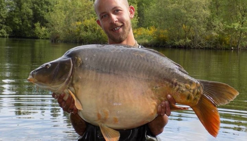 A 44 lb 10 oz carp from Villefond, Terry Jennings, May 2017