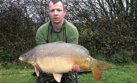 A 31 lb carp from Villefond, Apr 2013